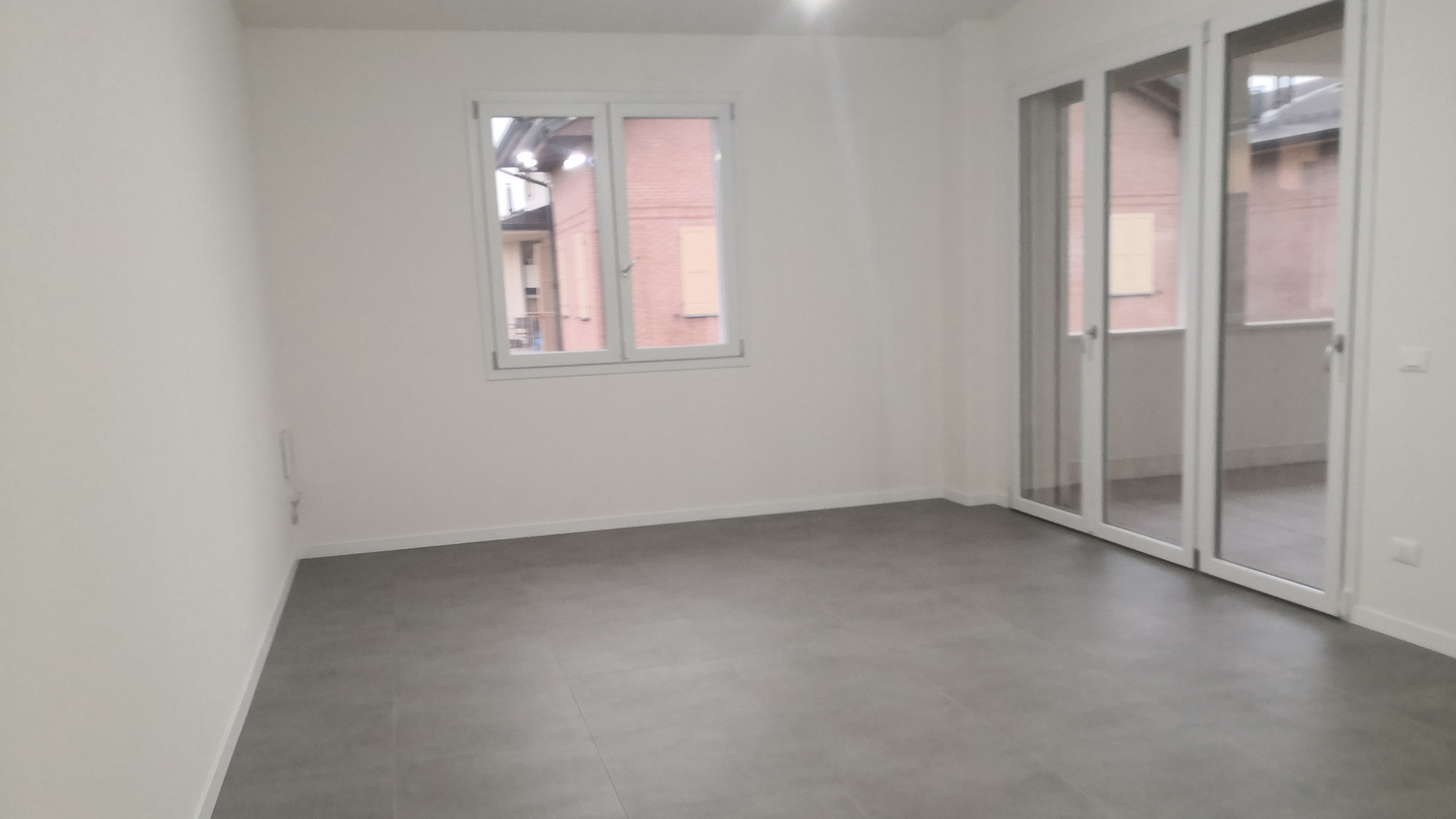 Prima: sala vuota
